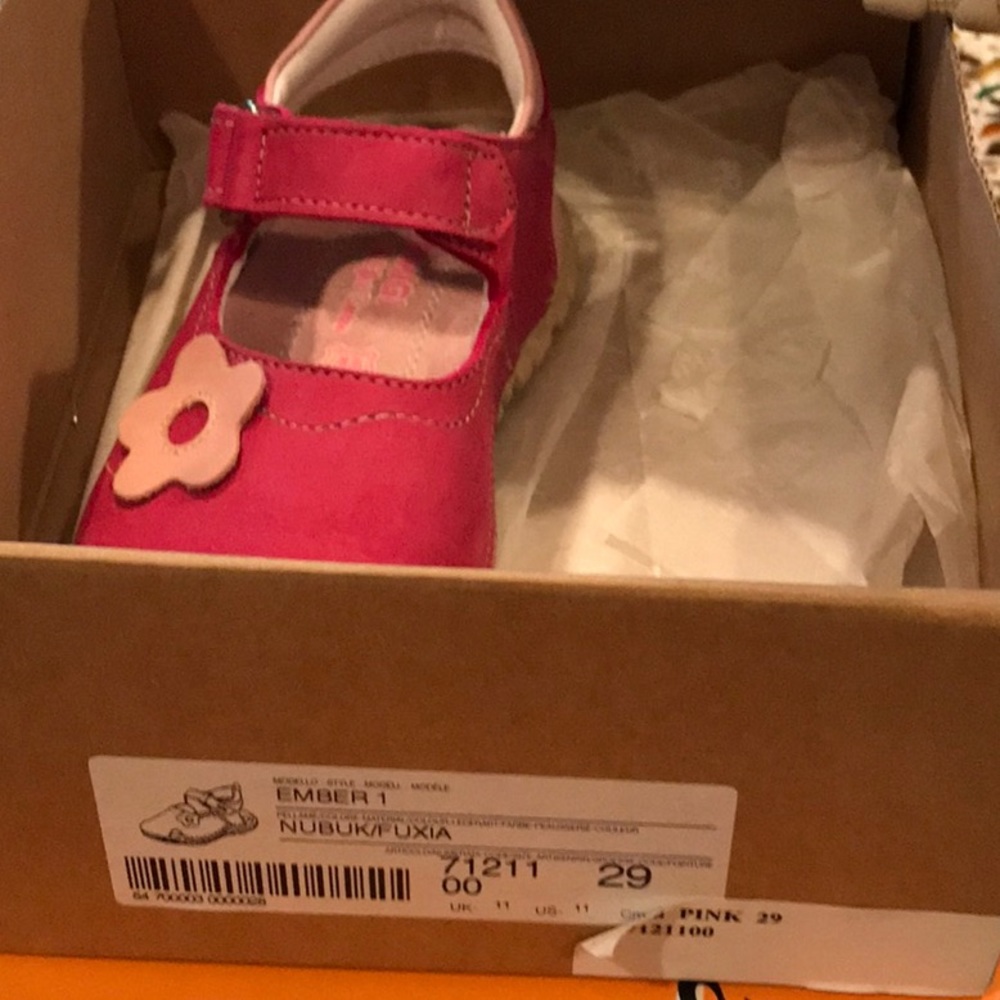Brand new in box Primigi shoe
